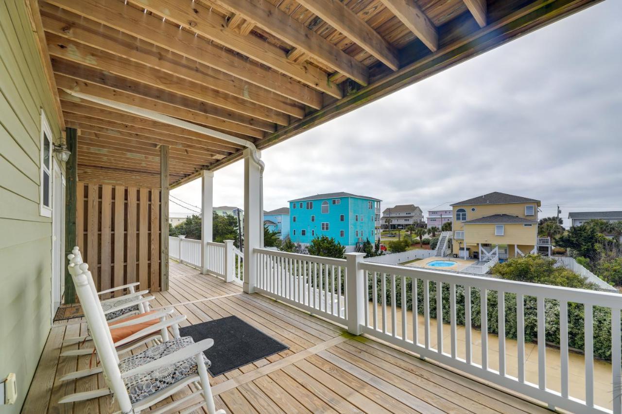 Holiday home Getaway With Decks And Views! *