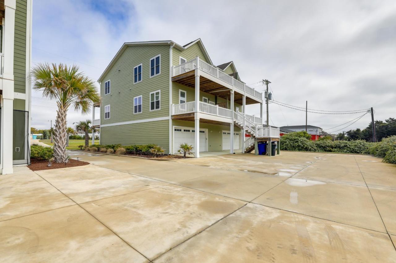 Getaway With Decks And Views! *